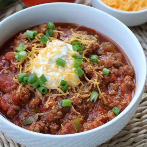 Low-Carb, High-Protein Keto Chili Bowl - ProteinSnackShop